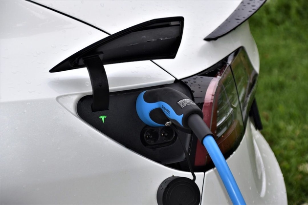 欧洲电价疯涨，电动汽车充电成本接近燃油车