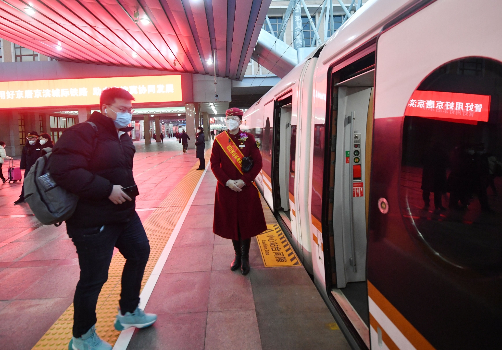 京唐城际铁路今起开通，燕郊半小时到北京站，未来将有更多车次